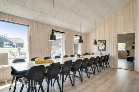 Oppholdsrom med plass til 20 i luksushus nr. 451.