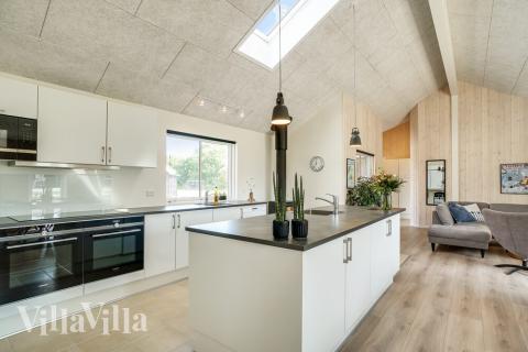 Kjøkkenet i luksushus nr. 451 er godt innrettet.