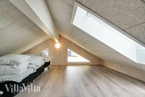 Noen av de 20 soveplassene i luksushus nr. 451 finnes på hems