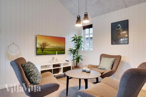 Konkurrer i feriehusets aktivitetsrom når dere besøker luksushus nr. 460 i Vestjylland.