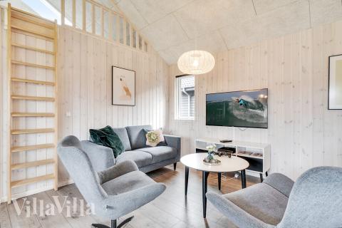 Aktivitetsrom i luksushus nr. 464 med 6 soverom og plass til 16 personer.