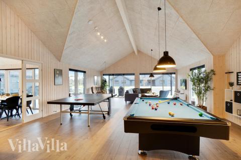 Aktivitetsrom i luksushus nr. 462 med 10 soverom og plass til 26 personer.