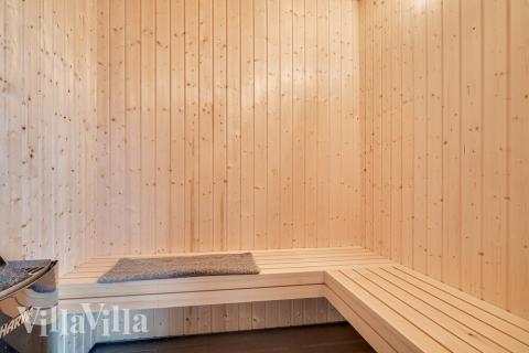 Nyt varmen i badstuen i luksushus nr. 462 til 26 personer