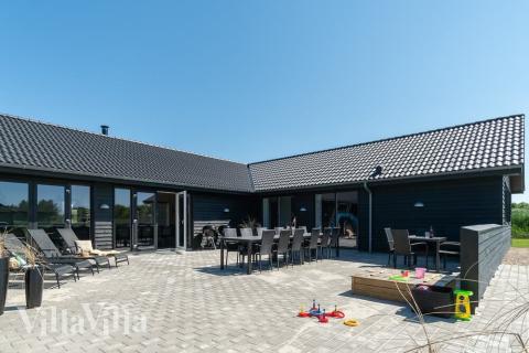 Stor terrasse i luksushus nr. 462 i Vestjylland.