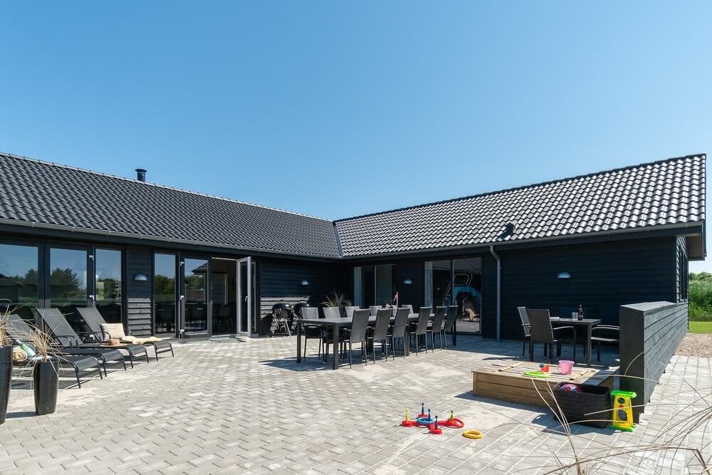 Stor terrasse i luksushus nr. 462 i Vestjylland.
