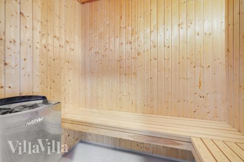 Nyt varmen i badstuen i luksushus nr. 468 til 20 personer