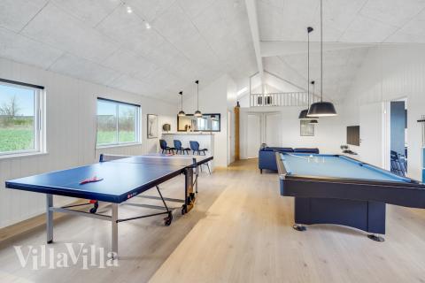 Luksushus nr. 468 til 20 personer tilbyr et stort aktivitetsrom med bl.a. biljard og dart