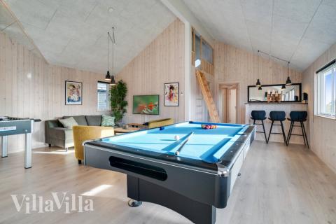 Konkurrer i feriehusets aktivitetsrom når dere besøker luksushus nr. 478 i Vestjylland.