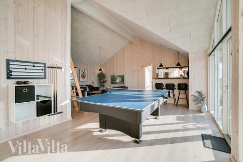 Aktivitetsrom i luksushus nr. 477 med 7 soverom og plass til 18 personer.