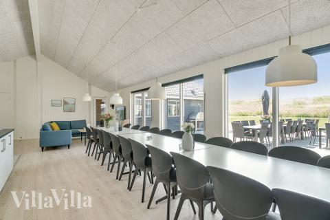 Oppholdsrom med plass til 24 i luksushus nr. 480.