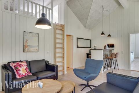 Luksushus nr. 480 til 24 personer tilbyr et stort aktivitetsrom med bl.a. biljard og dart