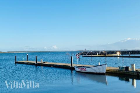 Stranden i nærheten av luksushus nr. 489 i Østjylland med plass til 18 personer