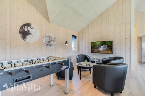 Aktivitetsrom i luksushus nr. 475 med 7 soverom og plass til 18 personer.