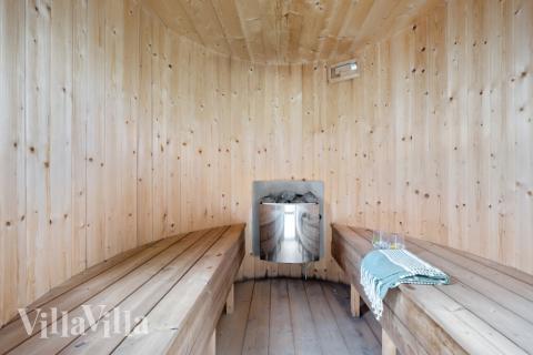 Nyt varmen i badstuen i luksushus nr. 486 til 20 personer