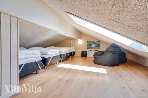 Noen av de 18 soveplassene i luksushus nr. 494 finnes på hems