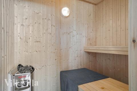 Nyt varmen i badstuen i luksushus nr. 492 til 18 personer