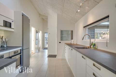 Kjøkkenet i luksushus nr. 504 er godt innrettet.