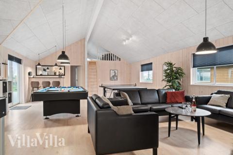 Konkurrer i feriehusets aktivitetsrom når dere besøker luksushus nr. 728 i Tyskland.