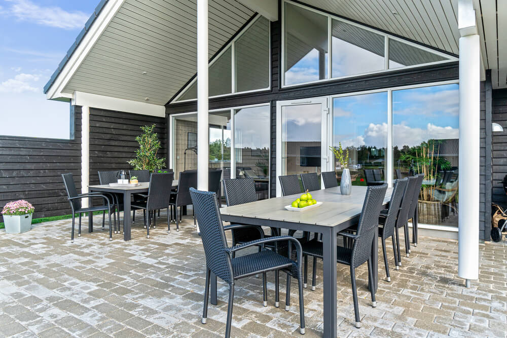 Luksushus nr. 732 har en deilig terrasse med gode hagemøbler til 20 personer.