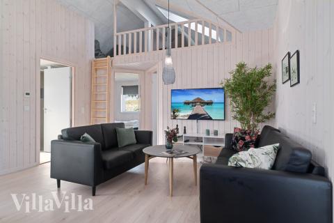 Aktivitetsrom i luksushus nr. 731 med 8 soverom og plass til 20 personer.