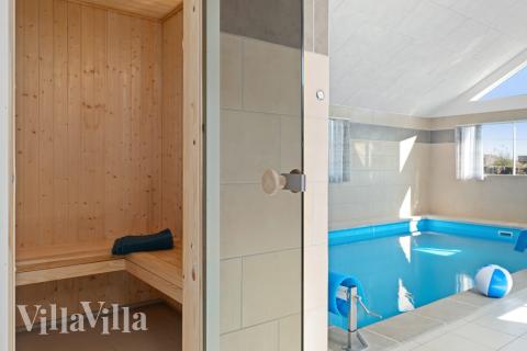 Nyt varmen i badstuen i luksushus nr. 731 til 20 personer