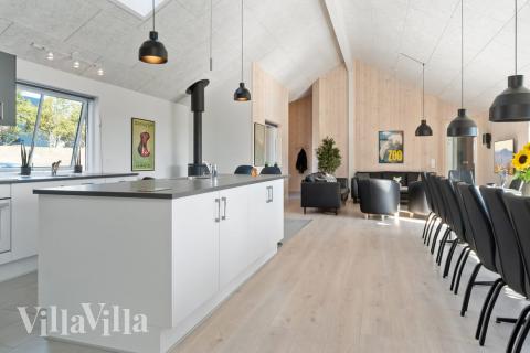 Oppholdsrom med plass til 24 i luksushus nr. 729.