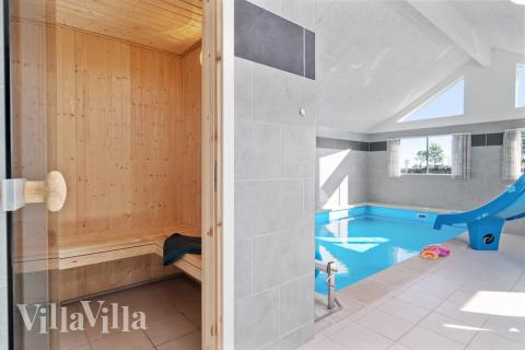 Nyt varmen i badstuen i luksushus nr. 729 til 24 personer