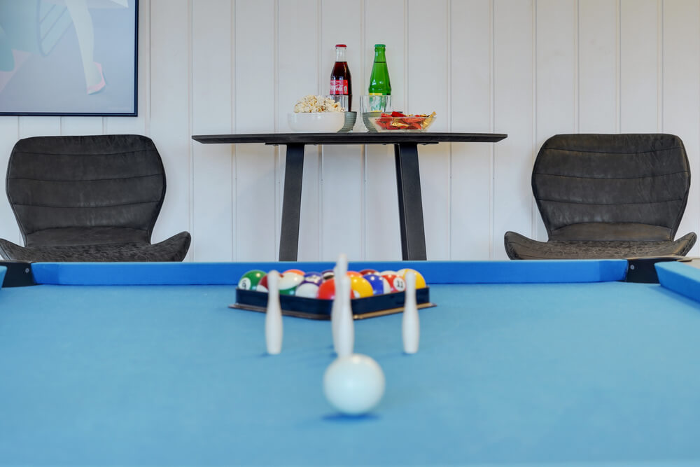 I tillegg til alle aktivitetsmulighetene i husets bassengavdeling, kan du også spille biljard, bordtennis og dart i luksushus nr. 511