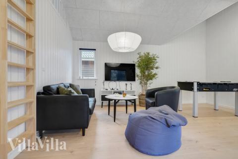 Konkurrer i feriehusets aktivitetsrom når dere besøker luksushus nr. 513 i Lolland/Falster/Møn.