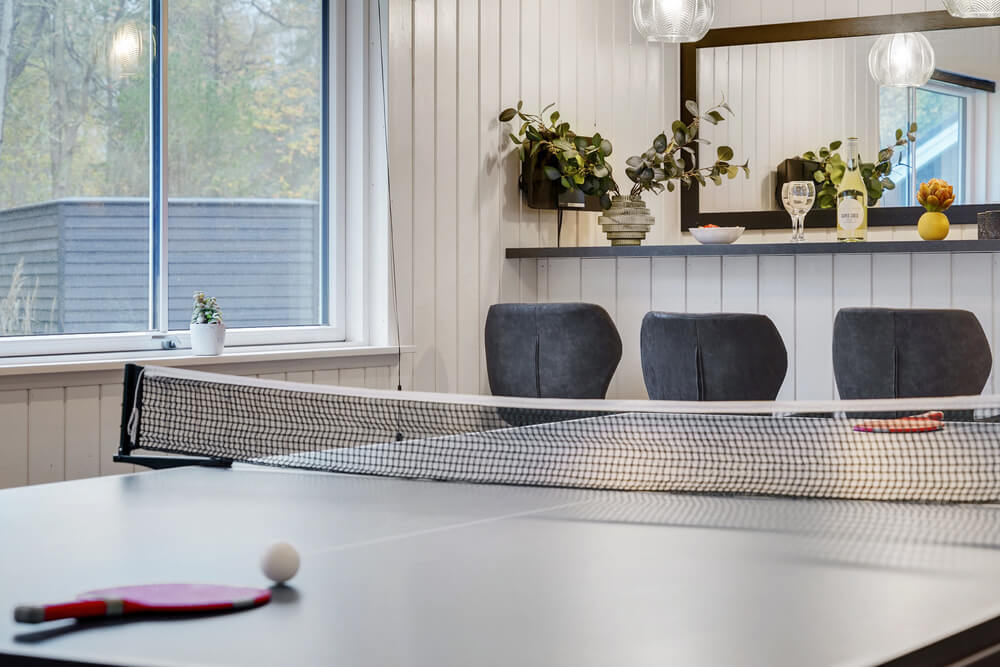 Aktivitetsrom i luksushus nr. 513 med 6 soverom og plass til 16 personer.