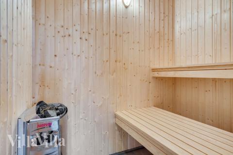 Nyt varmen i badstuen i luksushus nr. 513 til 16 personer