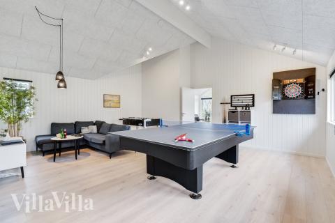 Aktivitetsrom i luksushus nr. 502 med 7 soverom og plass til 18 personer.