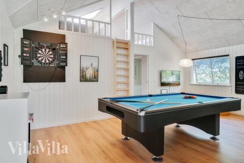 Aktivitetsrom i luksushus nr. 515 med 5 soverom og plass til 14 personer.