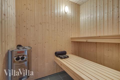 Nyt varmen i badstuen i luksushus nr. 507 til 18 personer