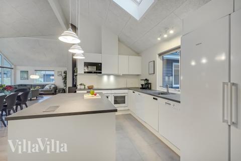 Kjøkkenet i luksushus nr. 507 er fullt utstyrt så dere lett kan lage mat til 18 personer.