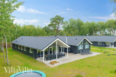 Hus nr. 506 med basseng og plass til 18 personer ligger i Lolland/Falster/Møn.