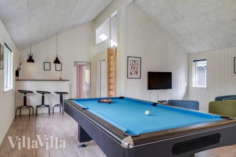 I tillegg til alle aktivitetsmulighetene i husets bassengavdeling, kan du også spille biljard, bordtennis og dart i luksushus nr. 506