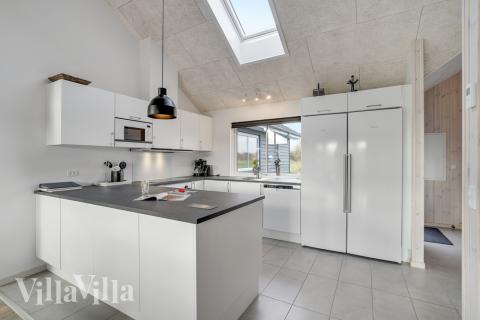 Kjøkkenet i luksushus nr. 522 er fullt utstyrt så dere lett kan lage mat til 14 personer.