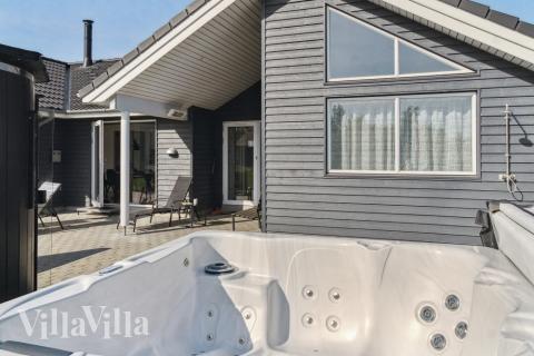 Luksushus nr. 522 har bl.a. et deilig boblebad