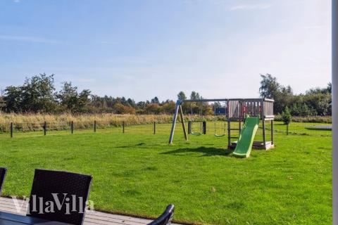 I tillegg til alle aktivitetsmulighetene i husets bassengavdeling, tilbyr også luksushus nr. 522 mengder av utendørsaktiviteter