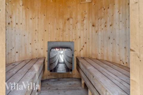 Nyt varmen i badstuen i luksushus nr. 522 til 14 personer