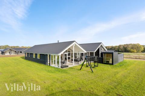 Flott feriehus nr. 521, med god plass til opptil 16 personer