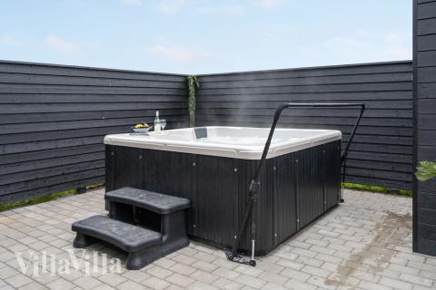 Det finnes boblebad og 6 soverom i luksushus nr. 521.