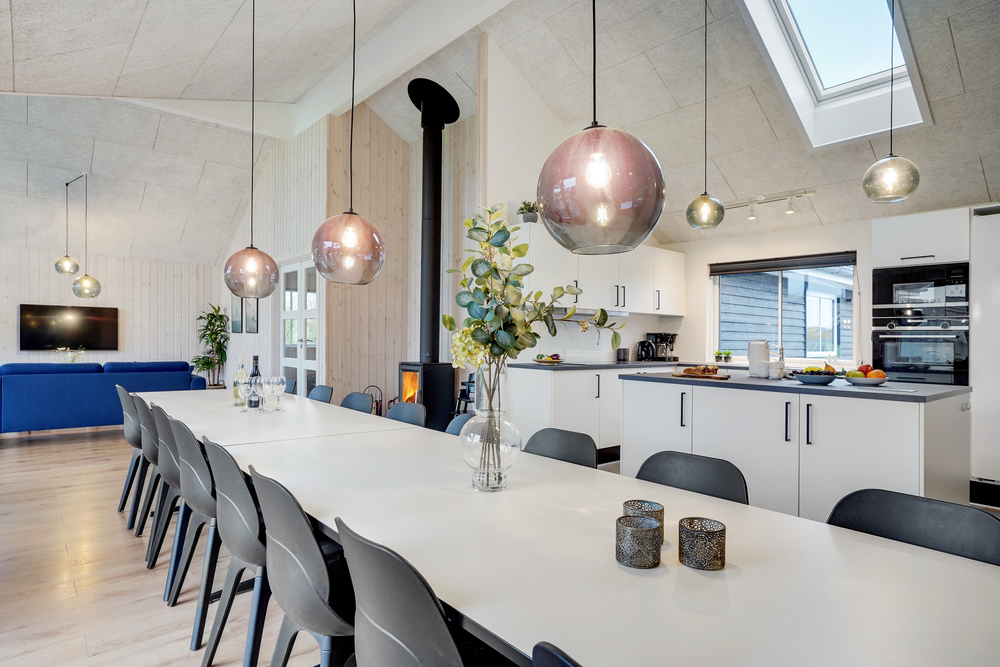 Oppholdsrom med plass til 16 i luksushus nr. 521.