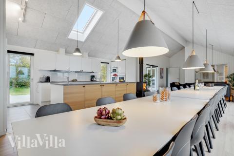 Oppholdsrom med plass til 26 i luksushus nr. 496.