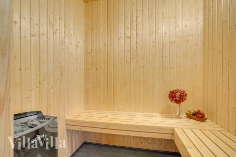 Nyt varmen i badstuen i luksushus nr. 496 til 26 personer