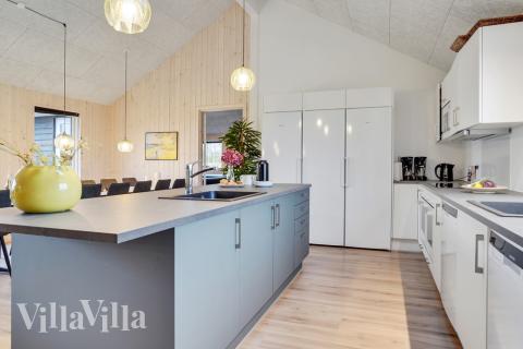 Kjøkkenet i luksushus nr. 508 er fullt utstyrt så dere lett kan lage mat til 20 personer.