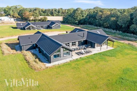 Hus nr. 531 med basseng og plass til 30 personer ligger i Sydjylland.