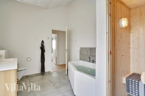 Nyt varmen i badstuen i luksushus nr. 514 til 10 personer