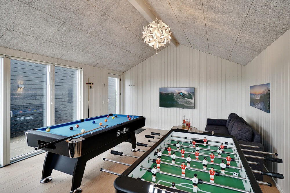 I tillegg til alle aktivitetsmulighetene i husets bassengavdeling, kan du også spille biljard, bordtennis og dart i luksushus nr. 514